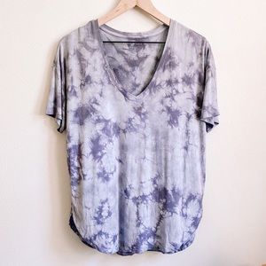 American Eagle Oversized Soft & Sexy V-Neck T-Shirt in Midnight Tie-Dye